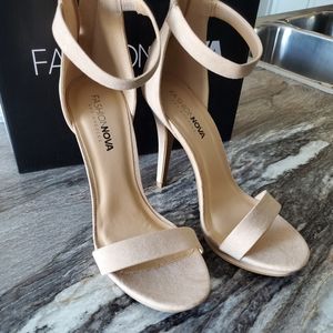 Natural TNT Heel Size 9